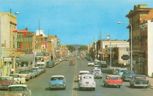 Sheridan WY Western Hotel Business Section Old Cars Postcard