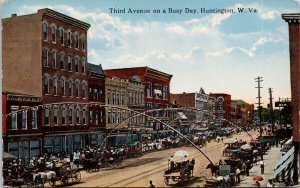 Huntington WVA Third Avenue Busy Day Parade ?? West Virginia c1919 Postcard H40