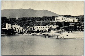 Postcard - Casa del pintor Dali y Hotel Port Lligat - Cadaqués, Spain