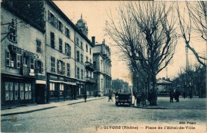 CPA GIVORS Place de l'Hotel-de-Ville (462445)