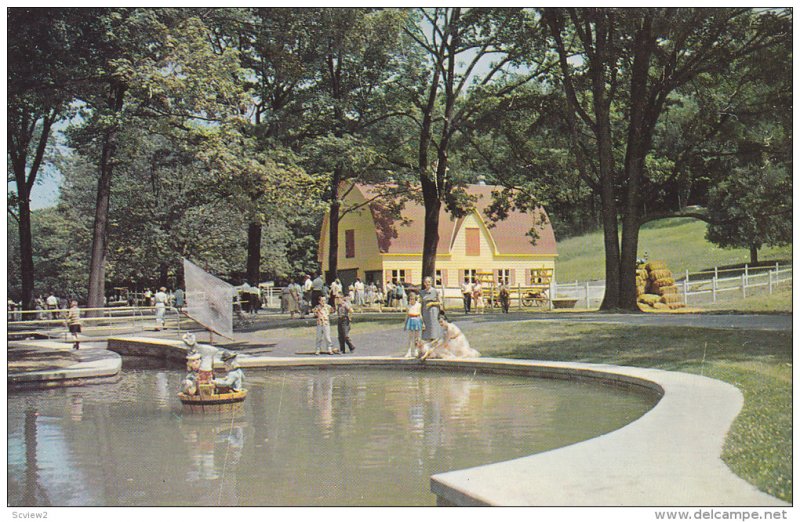 Three Men in a Tub and Old Mcdonald's Farm, StoryBook Gardens, LONDON, Ontari...