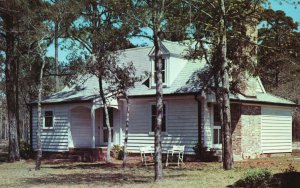 Vintage Postcard Pink House Williamsburg Miniature Myrtle Beach South Carolina