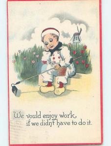 Pre-Linen comic BOY WITH HOE WOULD ENJOY WORK IF HE DIDN'T HAVE TO DO IT HL2836