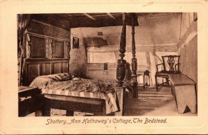 England Stratford Upon Avon Anne Hathaway's Cottage The Bedstead