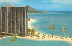 Honolulu Hawaii~Hilton Hawaiian Village~Beautiful Beaches~1982 Postcard