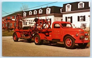 LOUISVILLE, Kentucky KY~ Antique FIRE WAGON TRUCK Fire Department 1970s Postcard