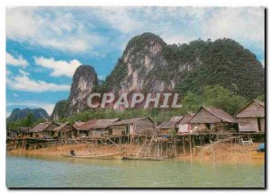 Postcard Modern Fishermen Village Thailand