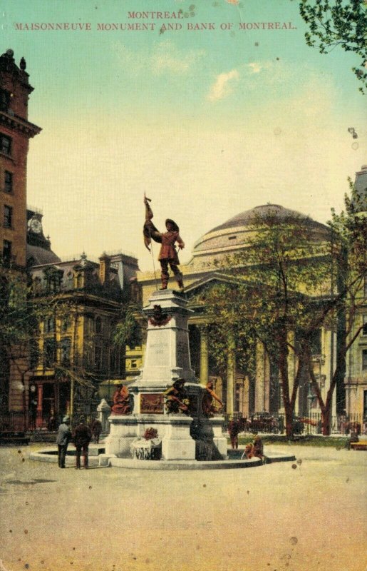 Canada - Montreal Maisonneuve Monument and Bank of Montreal 03.46