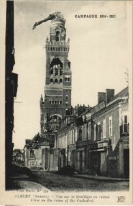 CPA Guerre Militaire ALBERT la Basilique en ruines (808310)