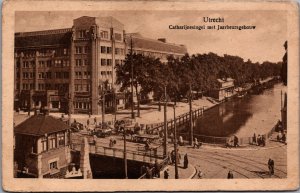 Netherlands Utrecht Catharijnesingel met Jaarbeursgebouw Vintage Postcard  09.73