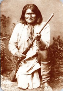 CONTINENTAL SIZE POSTCARD REPRODUCTION OLD WEST GERONIMO c. 1929 - 1909