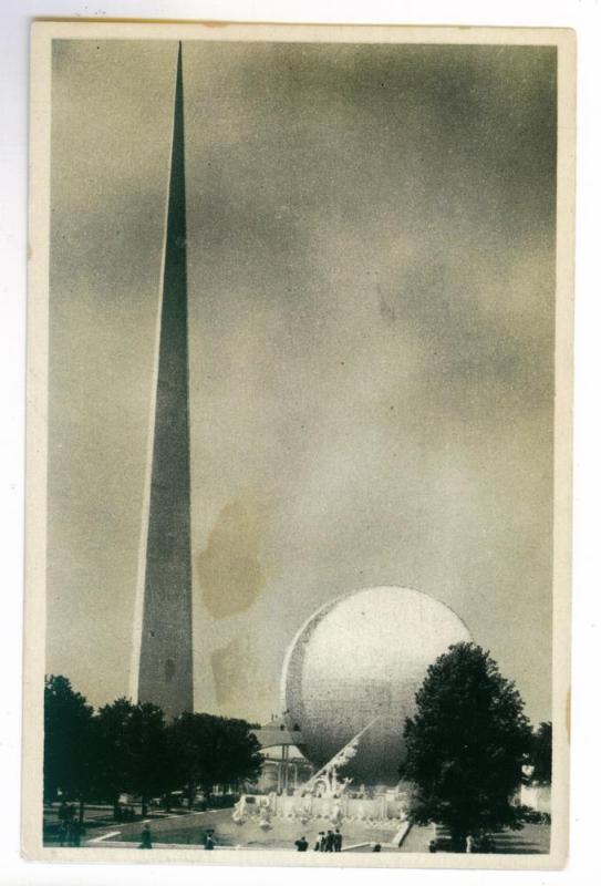 New York 1939 World's Fair View of Trylon & Perisphere PPC