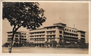 PC PHILIPPINES, MANILA HOTEL, Vintage REAL PHOTO Postcard (b43006)