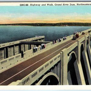 1942 Mayes Co, Okla Grand River Pensacola Dam Highway Crowd Walk Cars OK PC A238