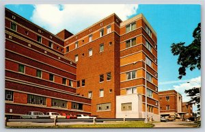 Columbia Missouri~Boone County Hospital Bldg Exterior View~Vintage Postcard