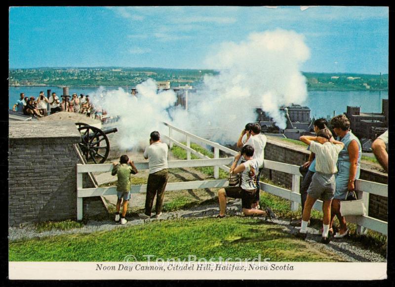 Noon Day Cannon, Citadel Hill, Halifax, Nova Scotia