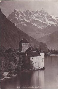 Switzerland Chillon et la Dent du Midi Photo