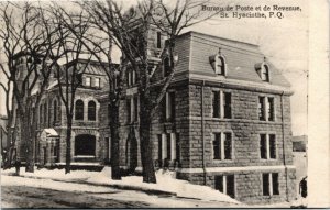 Postcard QC St. Hyacinthe Bureau de Poste et de Revenue / Post Office ~1905 K30