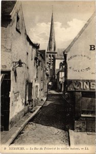 CPA Nemours La Rue du Prieure et les vieilles maisons FRANCE (1301248)