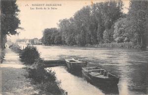 B104702 France Nogent sur Seine Les Bords de la Seine Bateaux