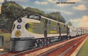 Southern Railway Sistem The Southerner  Steamliner Train Postcard AA46365