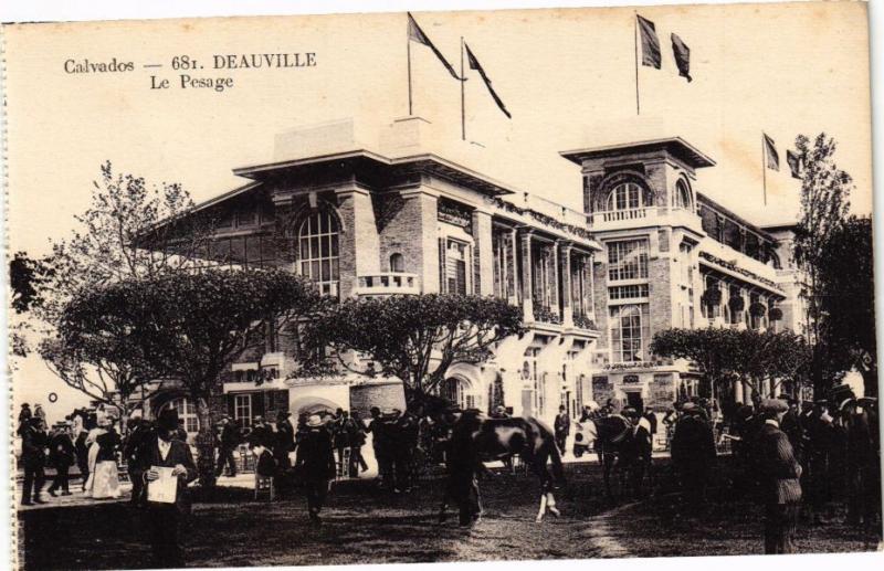 CPA DEAUVILLE - Le Pesage (272054)