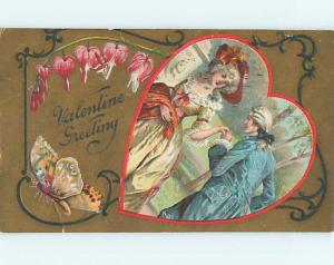 Divided-Back valentine ROMANTIC COUPLE DRESSED FROM COLONIAL ERA r4085