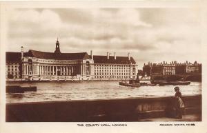 BR59857 the county hall ship bateaux real photo  london   uk