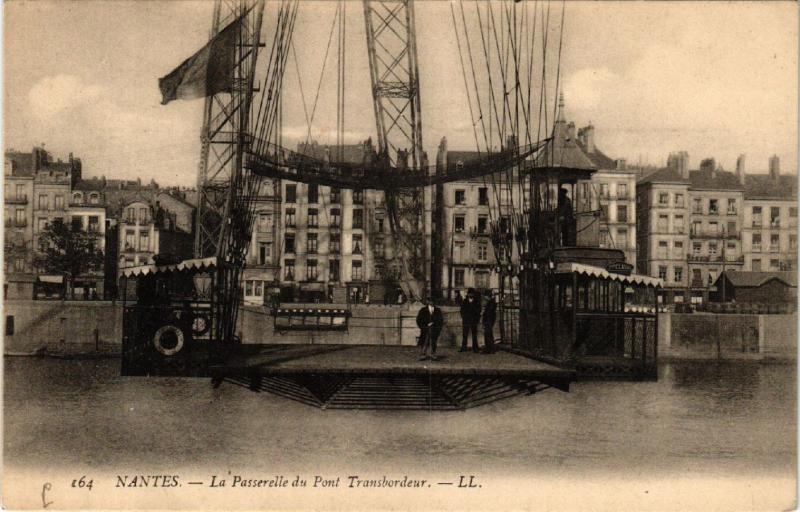 CPA NANTES - La Passerelle du Pont Transbordeur (650485)