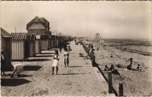 CPA BERNIERES-sur-MER La Digue et la Plage a Maree Basse (1229880)