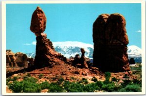 Postcard - Balanced Rock, Arches National Park - Utah