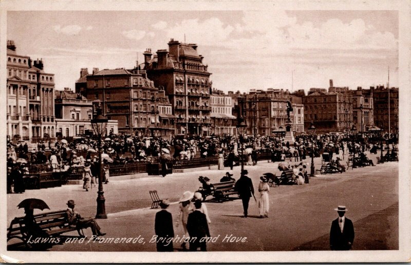 UK BRIGHTON Lawns and Promenade Hove AWW BLACK & WHITE CIRCA 1910 POSTCARD