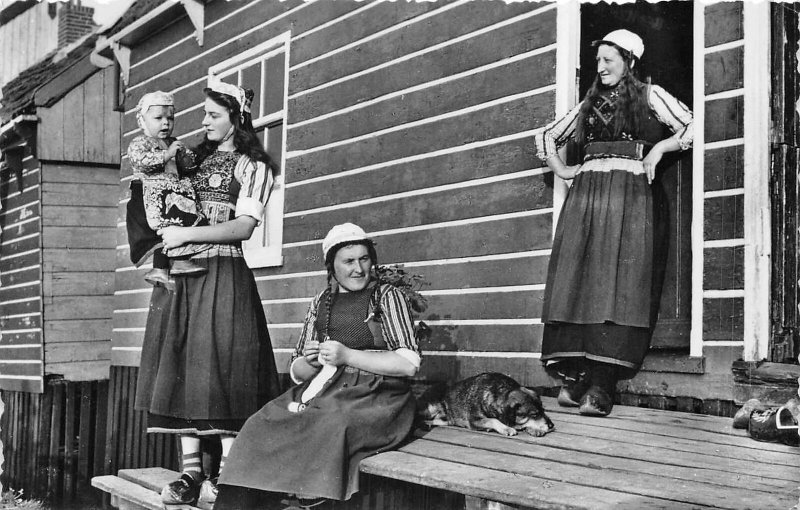 Lot 57 marken netherlands types folklore costume real photo women child dog