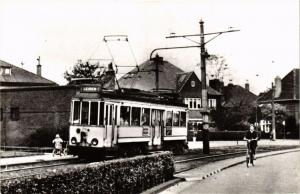 CPA Wassenaar- Gele tram omgeving Den Deyl. NETHERLANDS (714394)