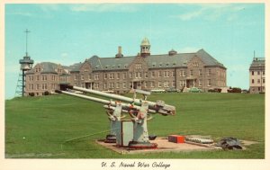 Newport RI-Rhode Island, US Naval War College Cannon Vintage Postcard