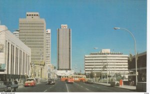 EDMONTON , Alberta, Canada, 40-60s; City Hall & CN Towers