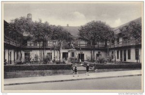 Reliquia Colonial; Plazuela De San Ignacio Con La Estatua De Don Rufino Jose ...