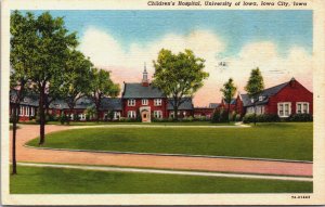 Children's Hospital University of Iowa, Iowa City Linen Postcard C209