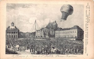 BALLOON AVIATION IN 18TH CENTURY FRANCE POSTCARD (c. 1910)