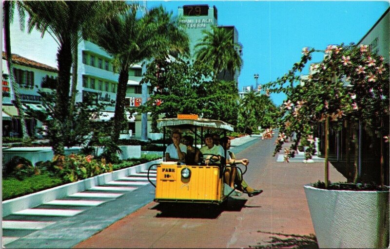 Lincoln Mall Miami Beach FL Florida Tram Palms VTG Postcard UNP Unused 