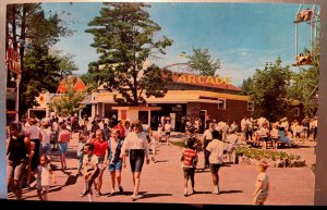 Vintage Postcard 1960's Arcade, Canobie Park, Salem, New Hampshire (NH)