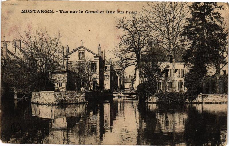 CPA MONTARGIS-Vue sur le Canal et Rue su l'eau (185255)