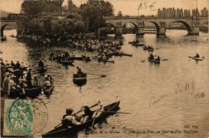 CPA Rives de la Marne JOINVILLE-le-PONT Un Jour de Fete Nautique (869483)