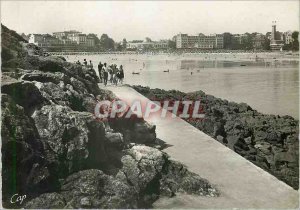 Postcard Modern Dinard The Beach to Pointe du Reel