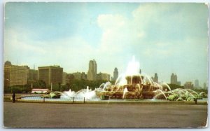 M-58572 Chicago's Skyline From Grant's Park Chicago Illinois