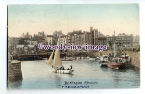 f1132 - Paddle Steamer - Frenchman in Bridlington Harbour - postcard