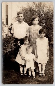 Family Photo Young Mother Father Three Children Bowl Hair Cuts Postcard A28