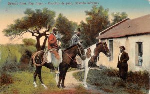 BUENOS AIRES ARGENTINA GAUCHOS DE PASO PIDIENDO INFORMES POLICE POSTCARD 1912