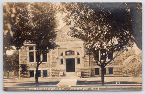Waupun WI Quatrefoil Window~Façade~Carnegie Public Library~Foeller*~RPPC c1911