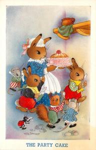 Vintage Salmon Dressed Cute Animals Postcard The Party Cake A/S W. Schermate